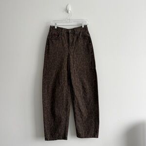 BDG Logan Buckle Baggy Barrel Jean